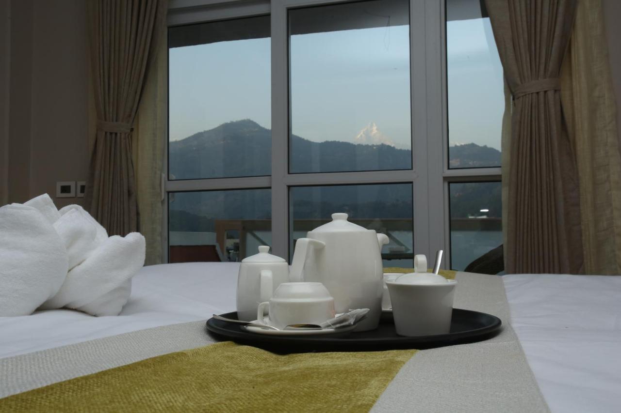 Hotel White Himal 포카라 외부 사진