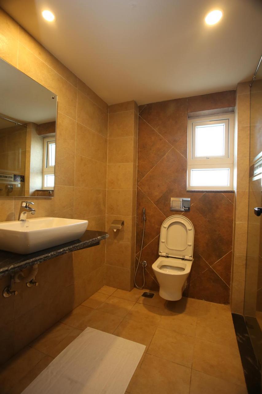 Hotel White Himal 포카라 외부 사진